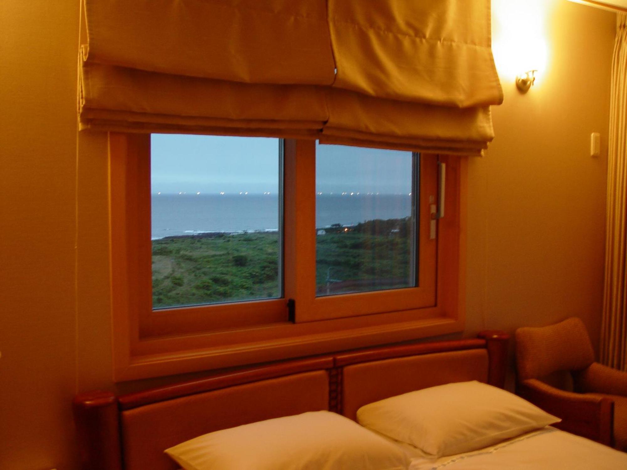 Minitel Soul Hotel Seogwipo Bagian luar foto